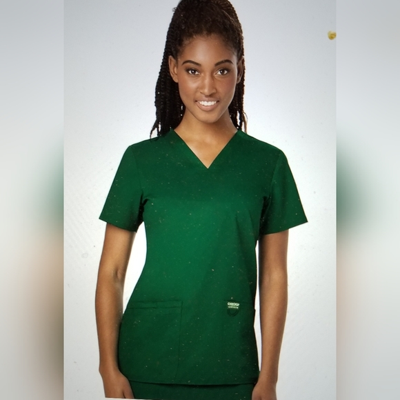 NWOT CHEROKEE REVOLUTION V NECK STRAIGHT LEG PULL ON CARGO SCRUBS SET - Picture 2 of 15